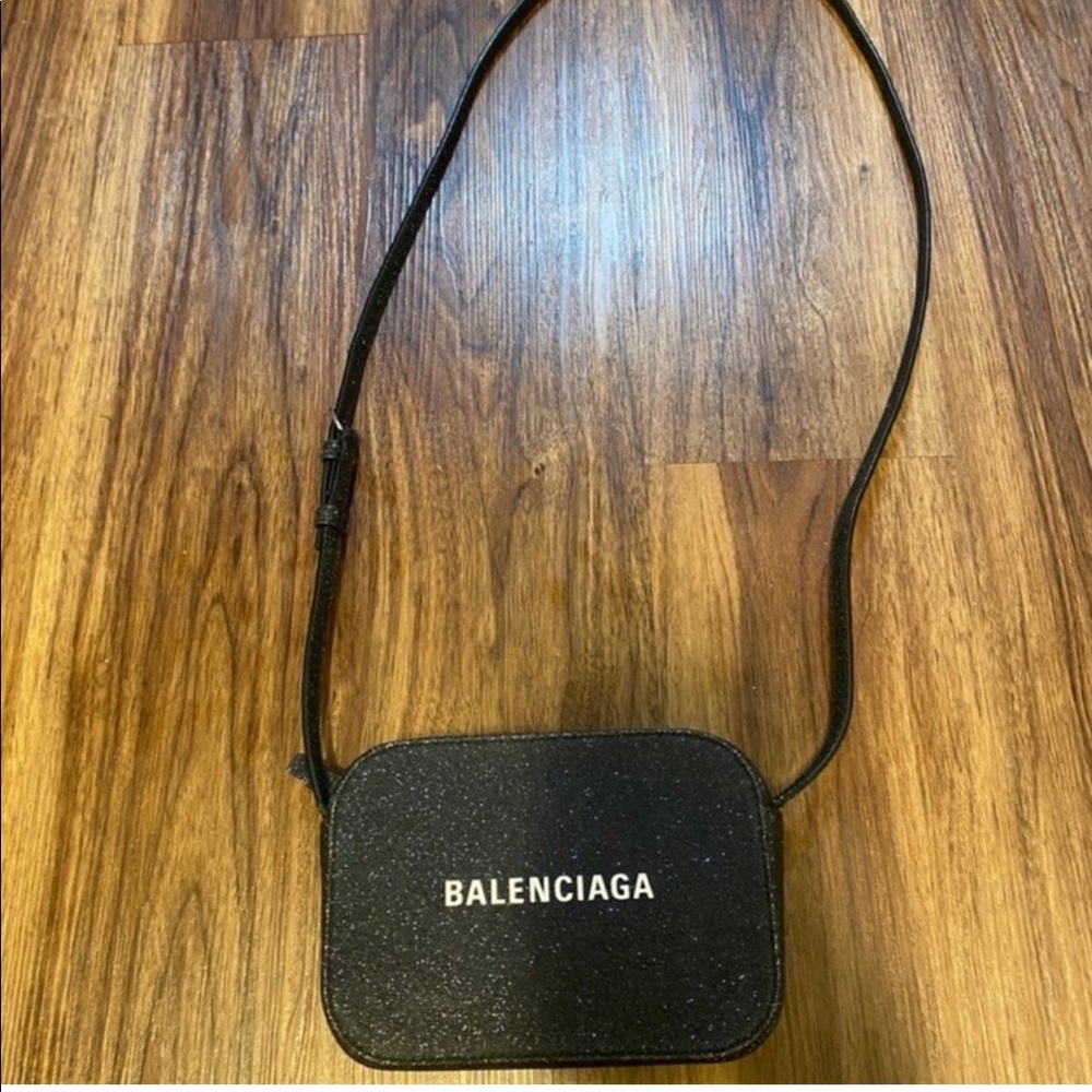 Balenciaga Camera XS